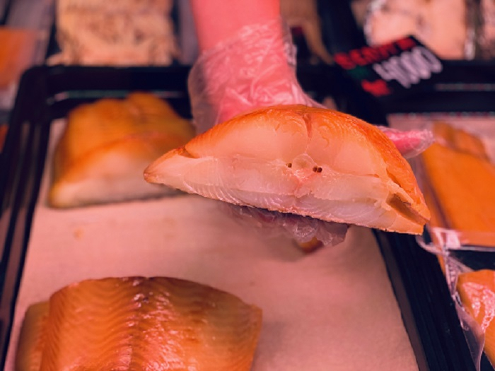 Палтус копчёный из Мурманска с кожей